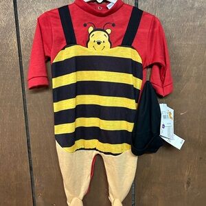 Vintage 1990s Infant 3-6 month Unisex Baby Winnie the Pooh Bee Jumper
